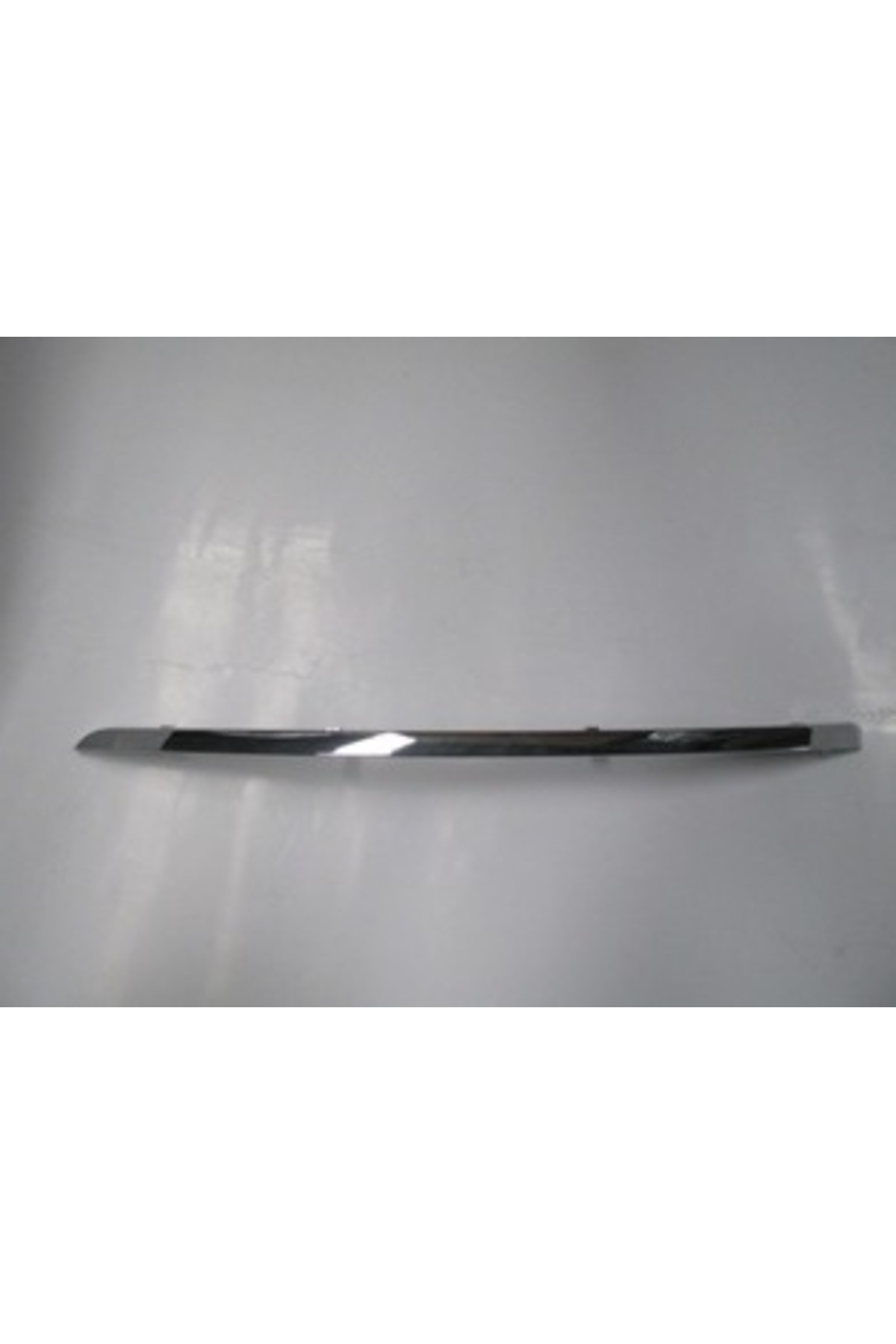 AUDI A8- 05/07; ÖN TAMPON BANDI ÜST NİKELAJI SOL (BFN)